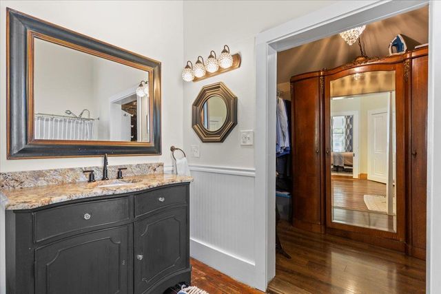 503A Wilkes ST, Smithville, TX 78957