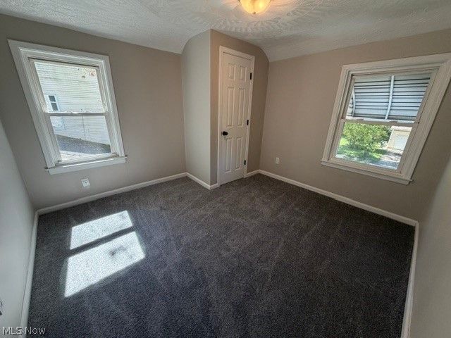 1139 Roslyn Avenue, Akron, OH 44320