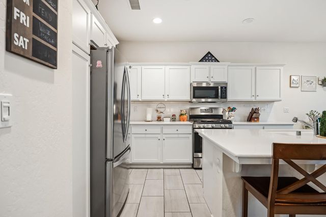 3037 Traverse Lane, Clovis, CA 93619