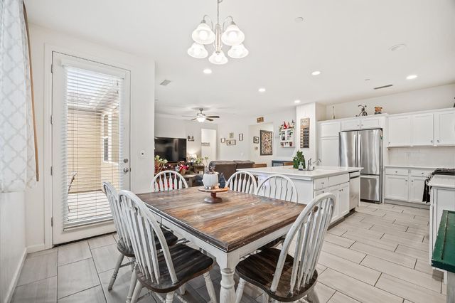 3037 Traverse Lane, Clovis, CA 93619