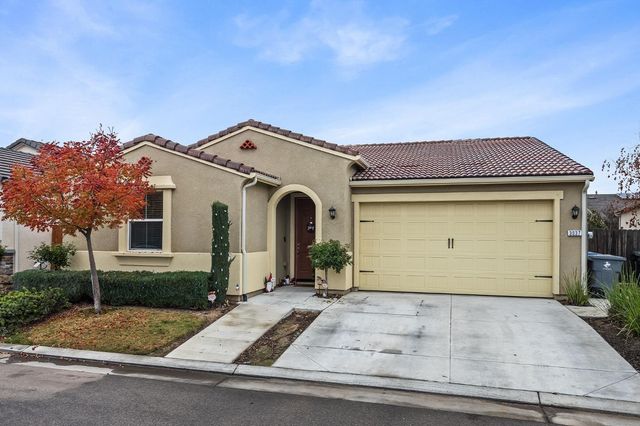3037 Traverse Lane, Clovis, CA 93619