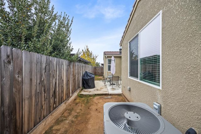 3037 Traverse Lane, Clovis, CA 93619