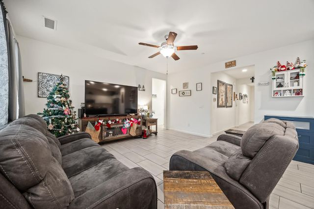 3037 Traverse Lane, Clovis, CA 93619