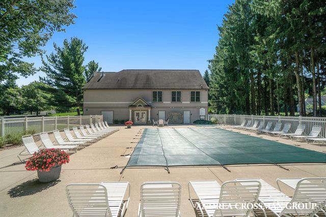 18154 Newgate Lane 14, Spring Lake, MI 49456
