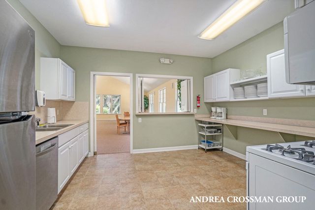 18154 Newgate Lane 14, Spring Lake, MI 49456