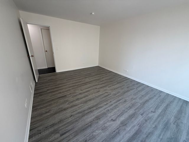 2300 N Harlem Avenue 606, Elmwood Park, IL 60707