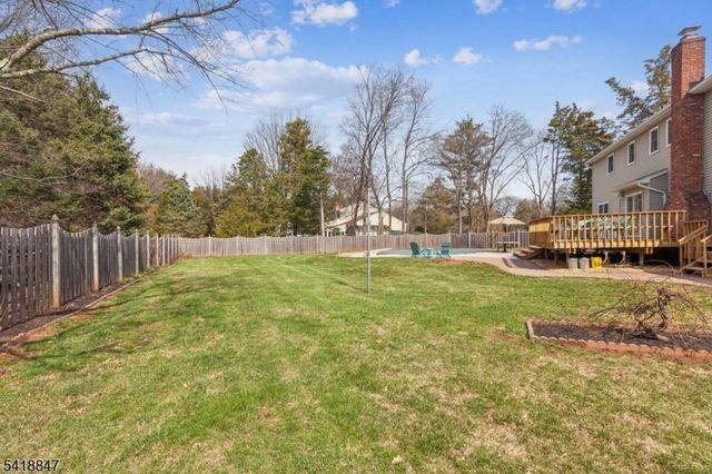 3 Stagecoach Way, Hillsborough Twp., NJ 08844