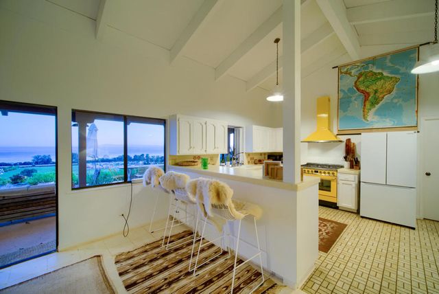 3330 Foothill Road, Carpinteria, CA 93013