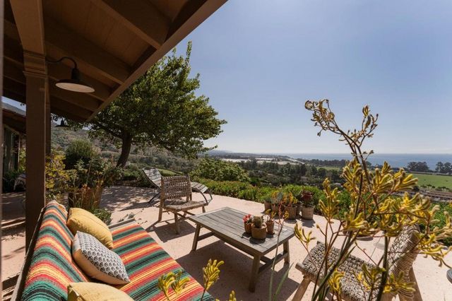 3330 Foothill Road, Carpinteria, CA 93013