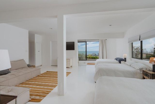 3330 Foothill Road, Carpinteria, CA 93013