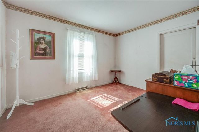 2079 Arkansas Street, Oregon, OH 43616