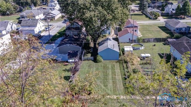 2079 Arkansas Street, Oregon, OH 43616