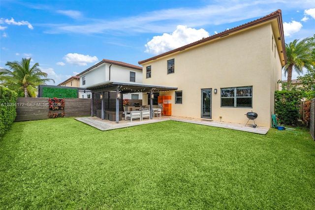 9890 NW 86th Terrace, Doral, FL 33178
