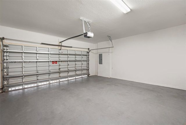 9890 NW 86th Terrace, Doral, FL 33178