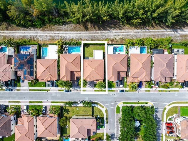 9890 NW 86th Terrace, Doral, FL 33178
