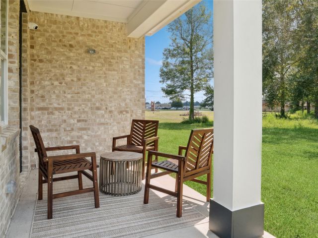 931 Tarkington Timbers Drive, Cleveland, TX 77327