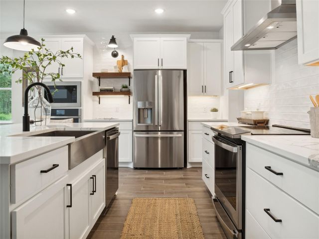 931 Tarkington Timbers Drive, Cleveland, TX 77327