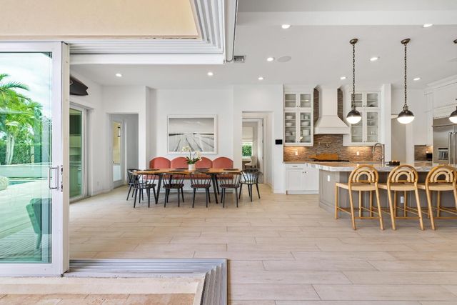 8001 SE Old Plantation Circle, Jupiter, FL 33458