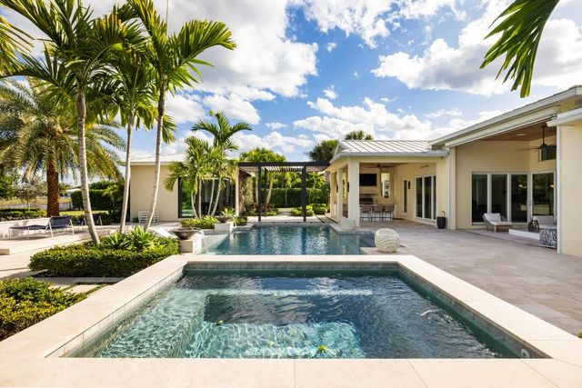 8001 SE Old Plantation Circle, Jupiter, FL 33458