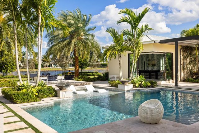 8001 SE Old Plantation Circle, Jupiter, FL 33458