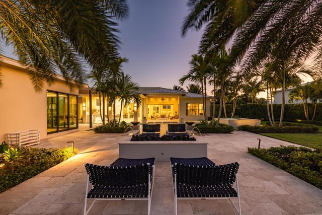 8001 SE Old Plantation Circle, Jupiter, FL 33458