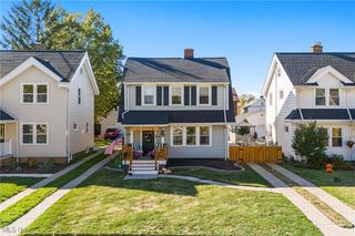2078 Baxterly Avenue, Lakewood, OH 44107