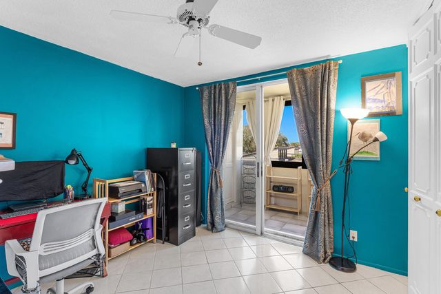 2561 Boundbrook Boulevard 209, Palm Springs, FL 33406