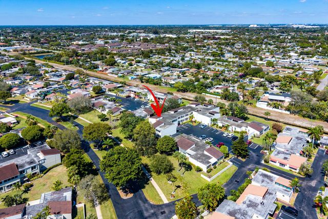 2561 Boundbrook Boulevard 209, Palm Springs, FL 33406