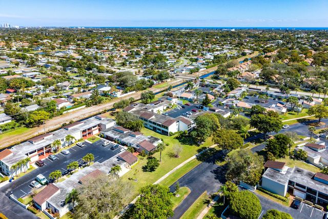 2561 Boundbrook Boulevard 209, Palm Springs, FL 33406