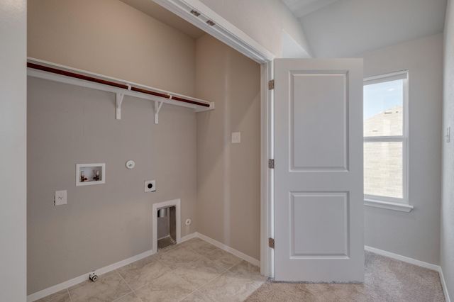 340 Black Opal DR, Jarrell, TX 76537