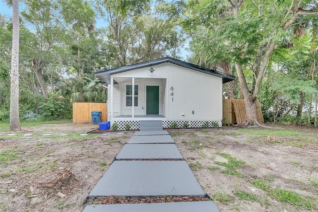 641 W BERESFORD ROAD, Deland, FL 32720