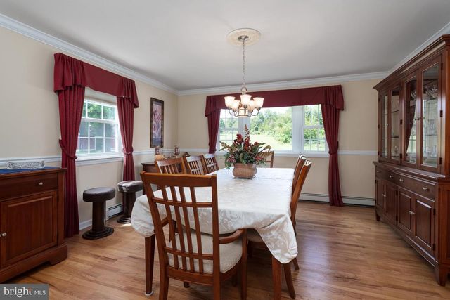56 VALLEY RD, Lambertville, NJ 08530