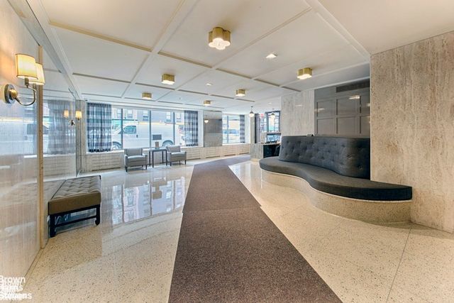 330 3rd Ave Apt 14L, New York City, NY 10010