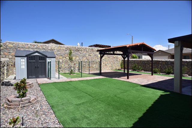 2200 Willie Mier Street, El Paso, TX 79911
