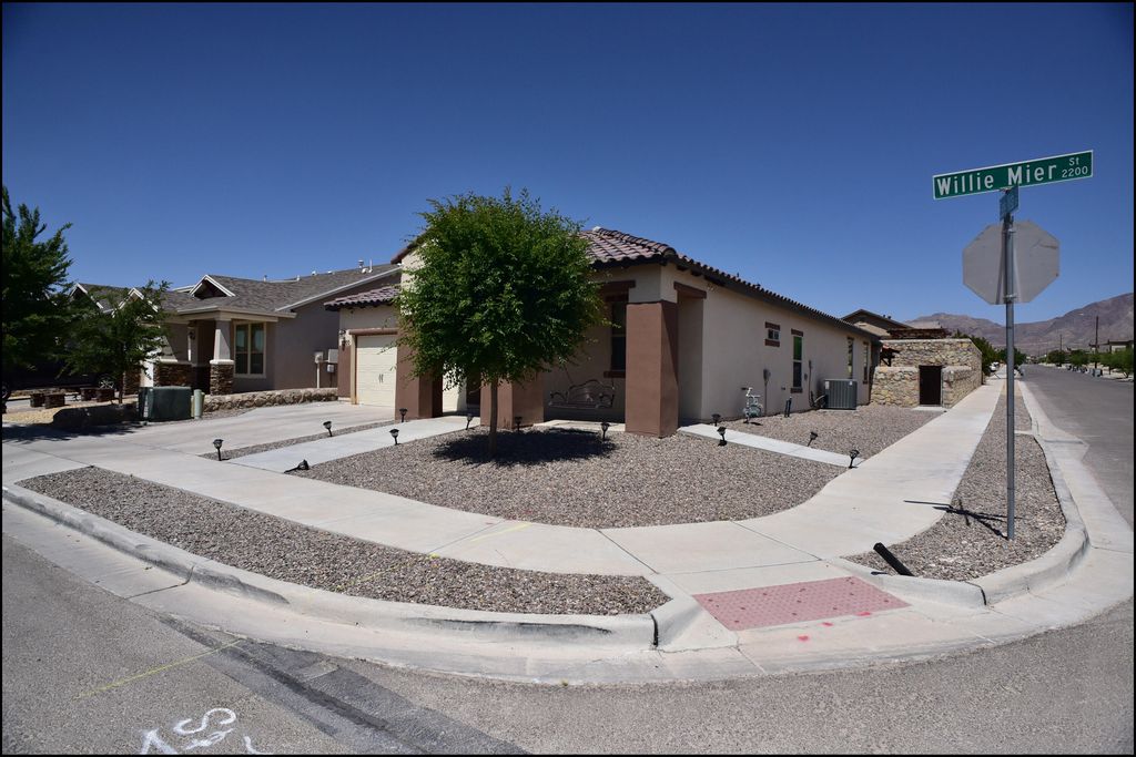 2200 Willie Mier Street, El Paso, TX 79911