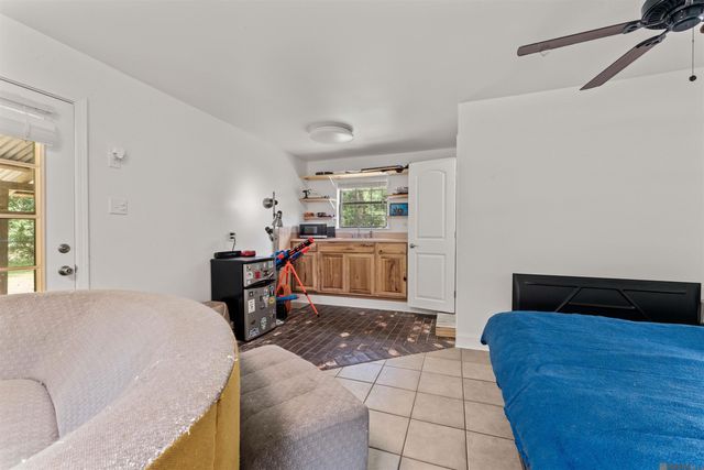 46157 Randall Rd, Hammond, LA 70401