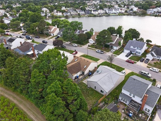 1856 Haviland DR, Virginia Beach, VA 23454