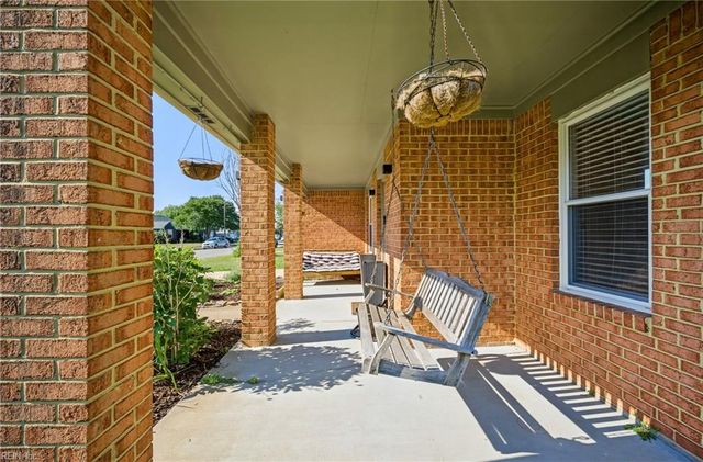 1856 Haviland DR, Virginia Beach, VA 23454