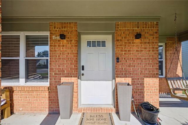 1856 Haviland DR, Virginia Beach, VA 23454