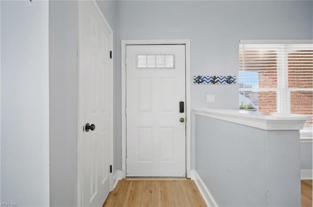 1856 Haviland DR, Virginia Beach, VA 23454