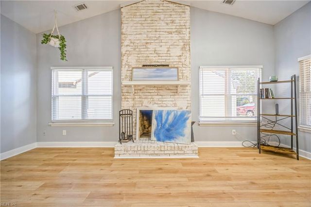 1856 Haviland DR, Virginia Beach, VA 23454