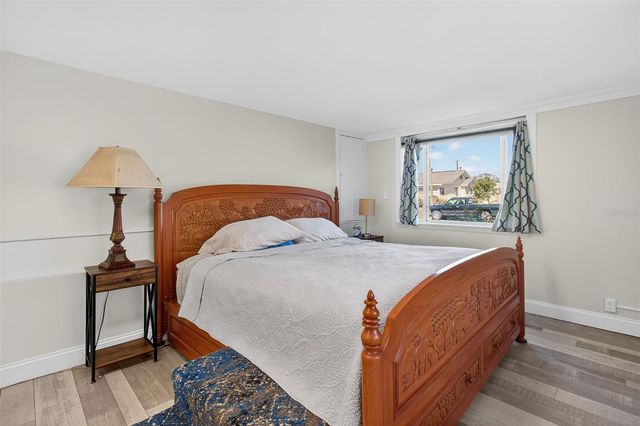 3030 8TH AVENUE N, St Petersburg, FL 33713