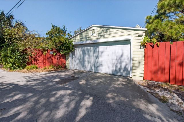 3030 8TH AVENUE N, St Petersburg, FL 33713