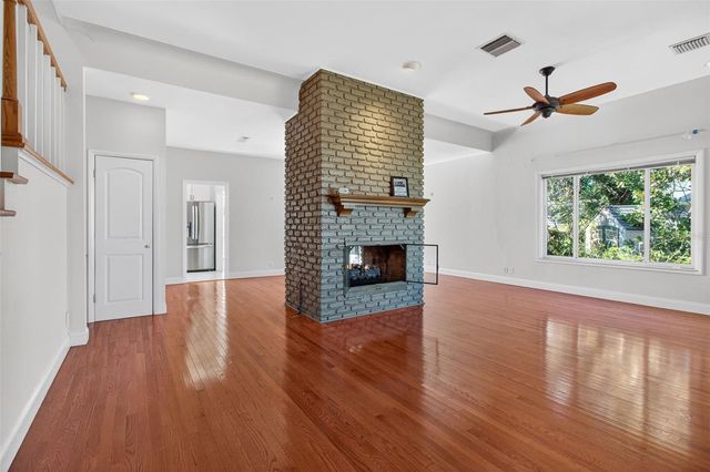 3030 8TH AVENUE N, St Petersburg, FL 33713