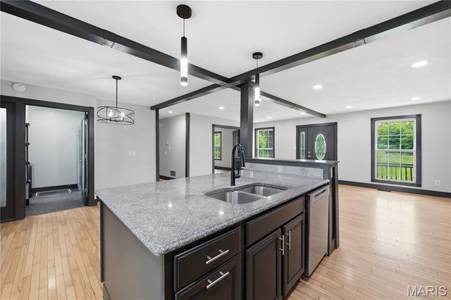 3933 Cherokee Trail, Edwardsville, IL 62025