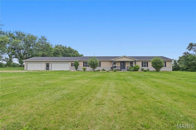 3933 Cherokee Trail, Edwardsville, IL 62025