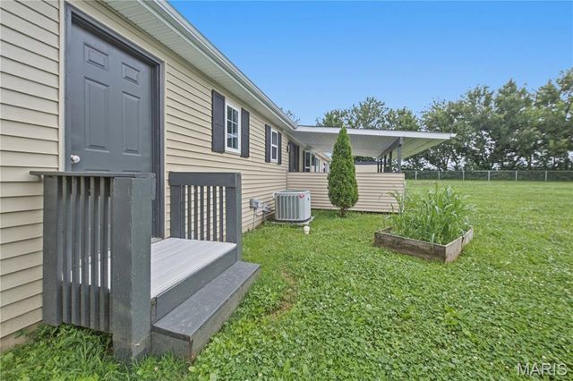 3933 Cherokee Trail, Edwardsville, IL 62025