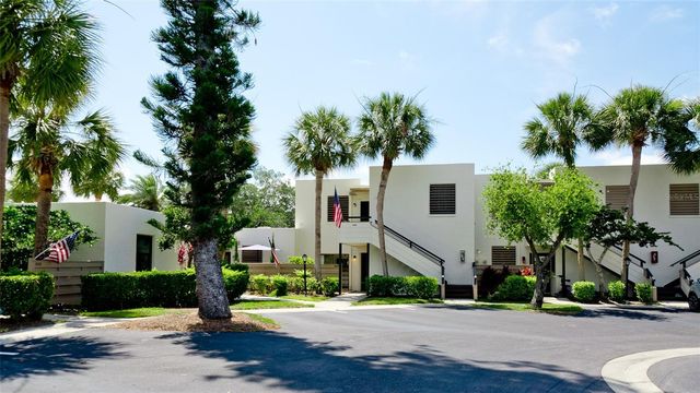 507 LAKESIDE DRIVE 507, Bradenton, FL 34210