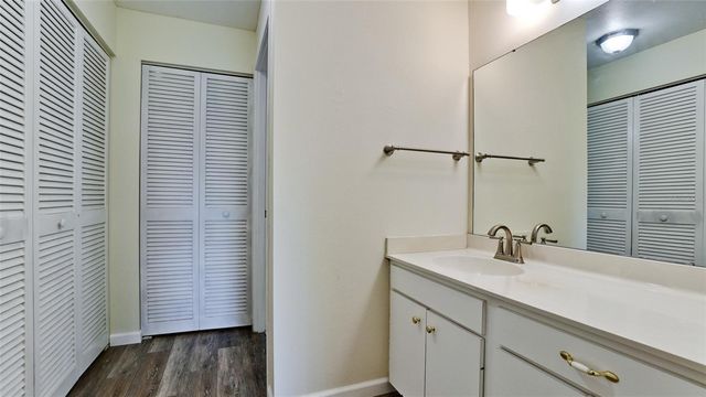 507 LAKESIDE DRIVE 507, Bradenton, FL 34210