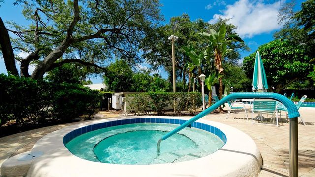 507 LAKESIDE DRIVE 507, Bradenton, FL 34210